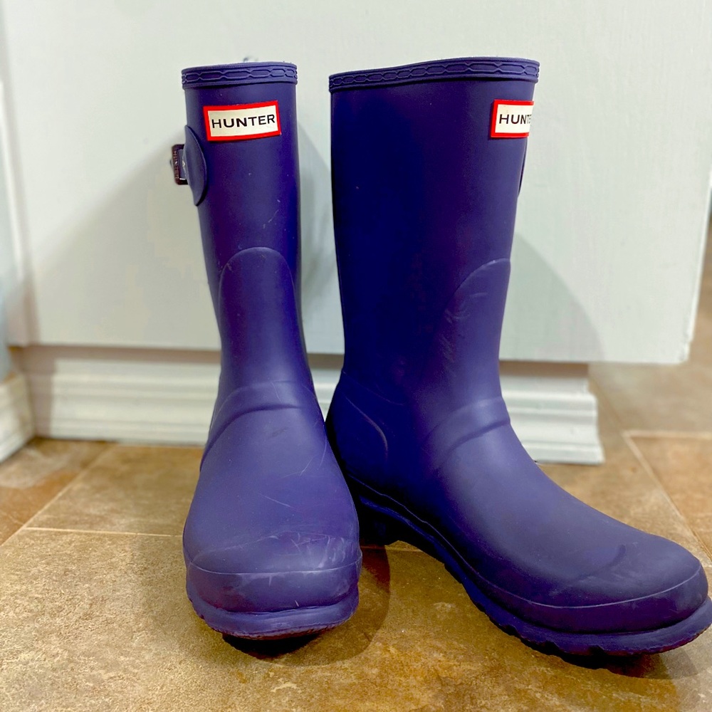 Hunter Eggplant Women's Original Short Rain Boots.